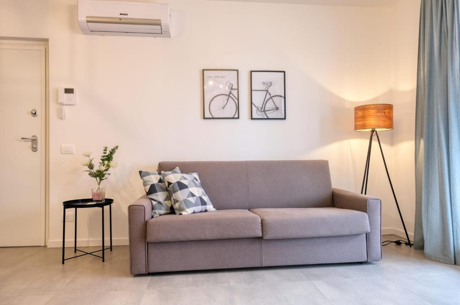 Apartamento Al 45 B.go Roma -vr- Con Garage